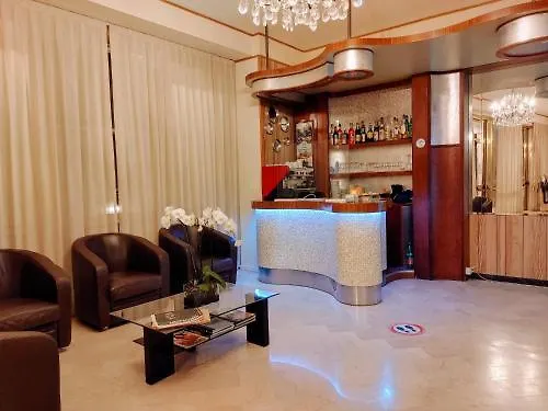 Mia Restaurant Airport 酒店 里米尼