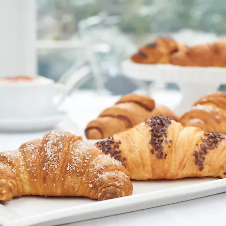 ホテル Mia Restaurant Airport